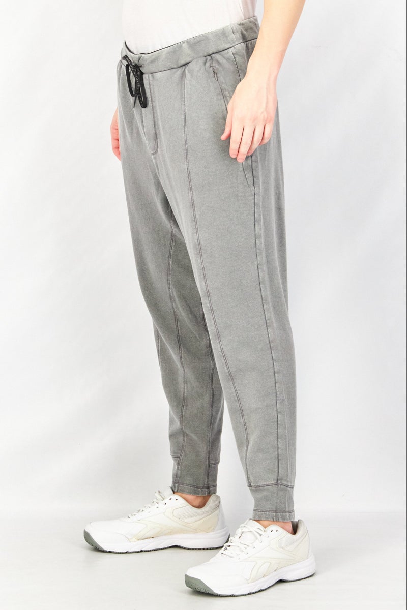 PUMA Men Sportswear Fit Textured Jogger Pants, Grey - Image 2