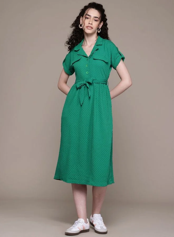 Women Relaxed Fit Textured V-Neck Short Sleeve Shirt Dress
