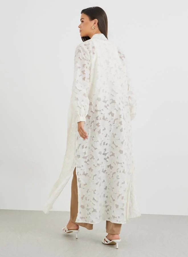 Styli Styli Embroidered Regular Fit Maxi Kimono with Slit