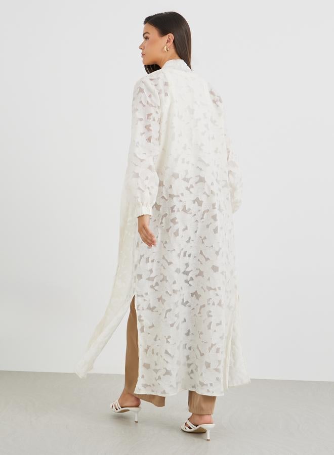 Styli Styli Embroidered Regular Fit Maxi Kimono with Slit  - Image 4