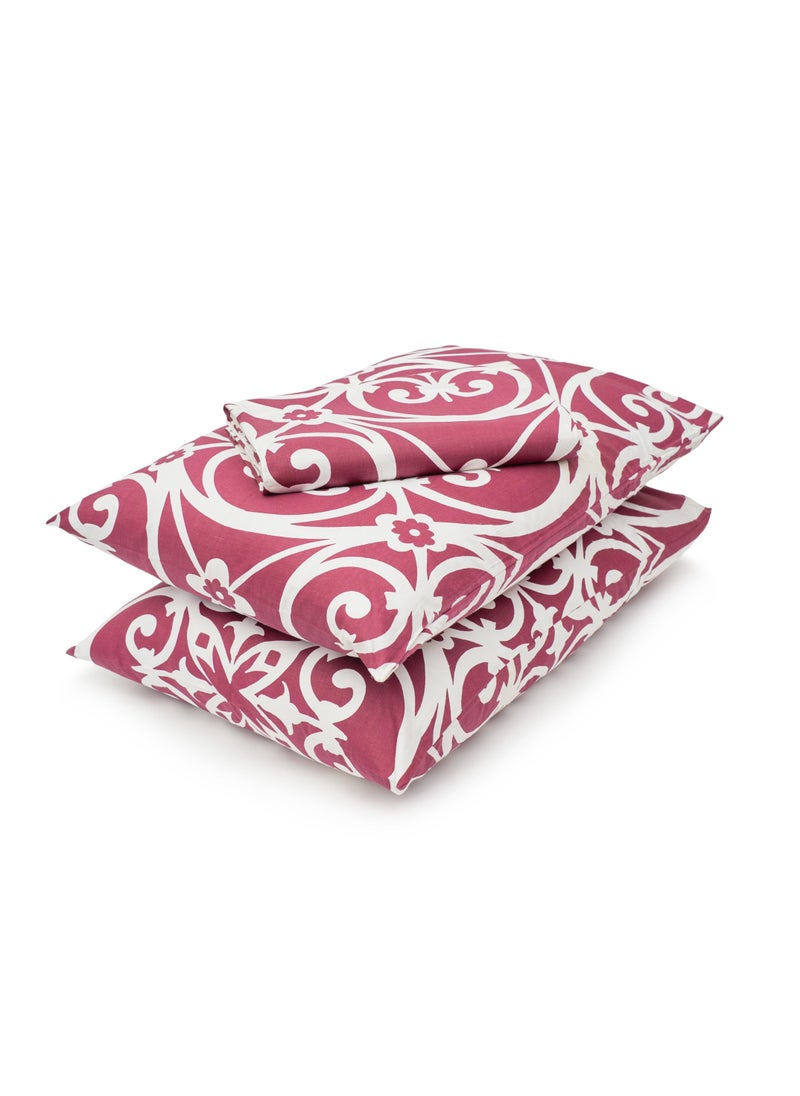 Home of linens Home Of Linens - طقم سرير مطبوع - 3 قطع لسرير فردي - 1 ملاءة مسطحة (180 سم × 260 سم) + 2 كيس وسادة (50 سم × 70 سم) - قطن ساتان 100% - لون هندسي عنابي  - Image 3