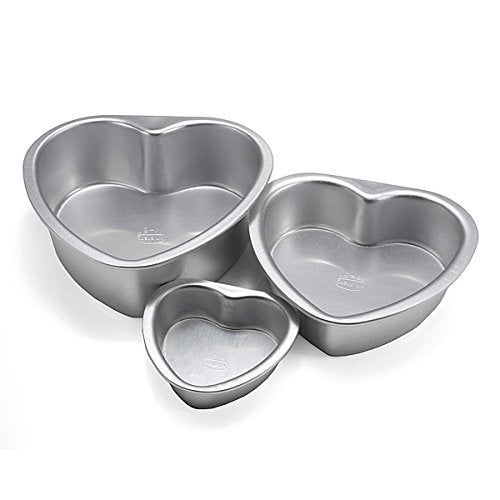 DN Creation Aluminium Heart Shape Cake Mould Set of 3 Pieces - Image 1