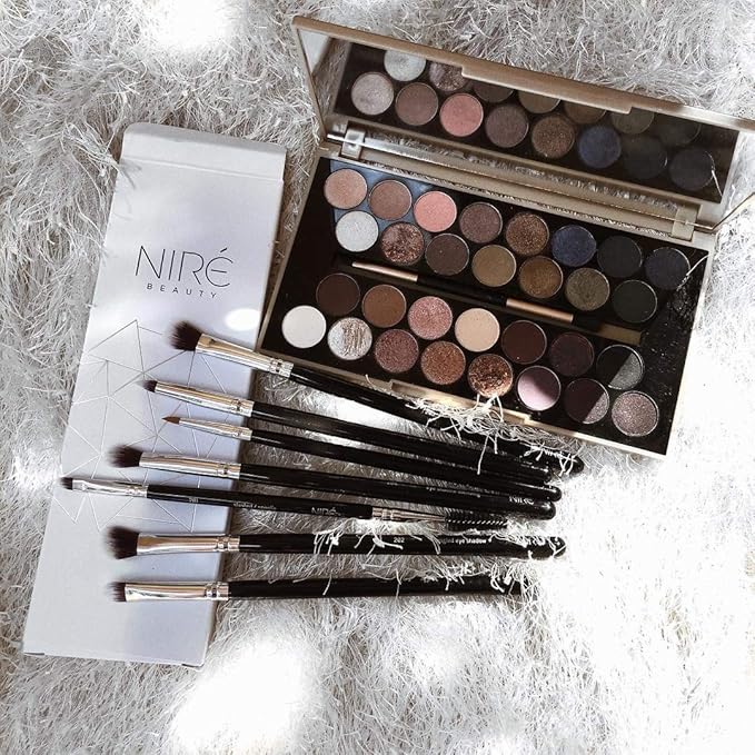 Nire Nir Beauty Eye Brush Set Award Winning Eye Makeup Brushes for Eyes and Brows Including Eye Shadow Brush Set Eyebrow Brush and Tweezers - Image 5