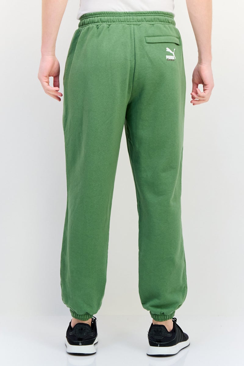 Puma x Santa Cruz Men Sportswear Fit Outdoor Sweatpants, green - Image 3