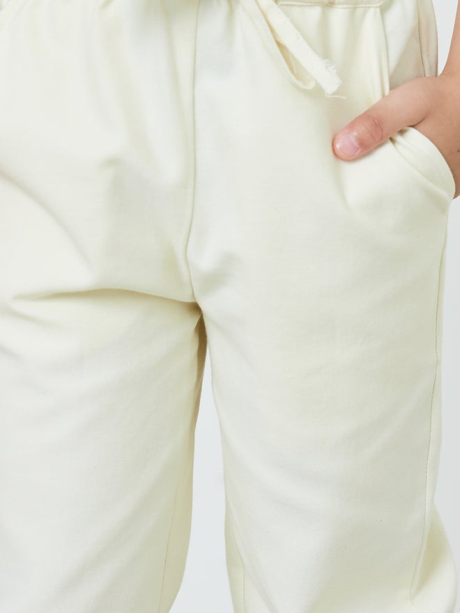 Styli Boys Solid Pants with Drawcord and Side Pocket - Image 3
