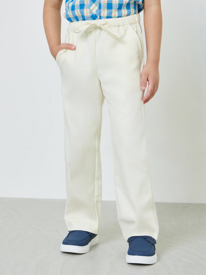 Styli Boys Solid Pants with Drawcord and Side Pocket - Image 1