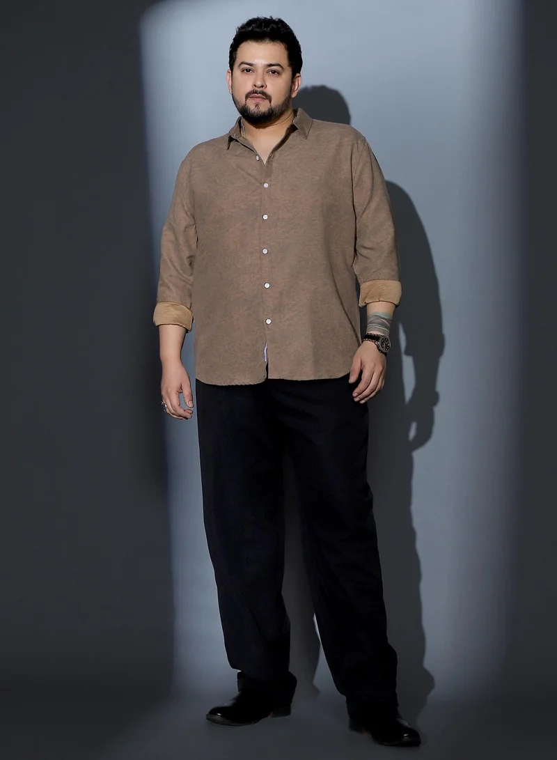 Instafab Plus Instafab Plus Men Mono-Fluid Imprint Shirt | Spread Collar , Long Cuffed Sleeve | Button Closure , Curved Hem | Abstract Print Woven Fabric For Casual & Daily Wear | Ash Brown