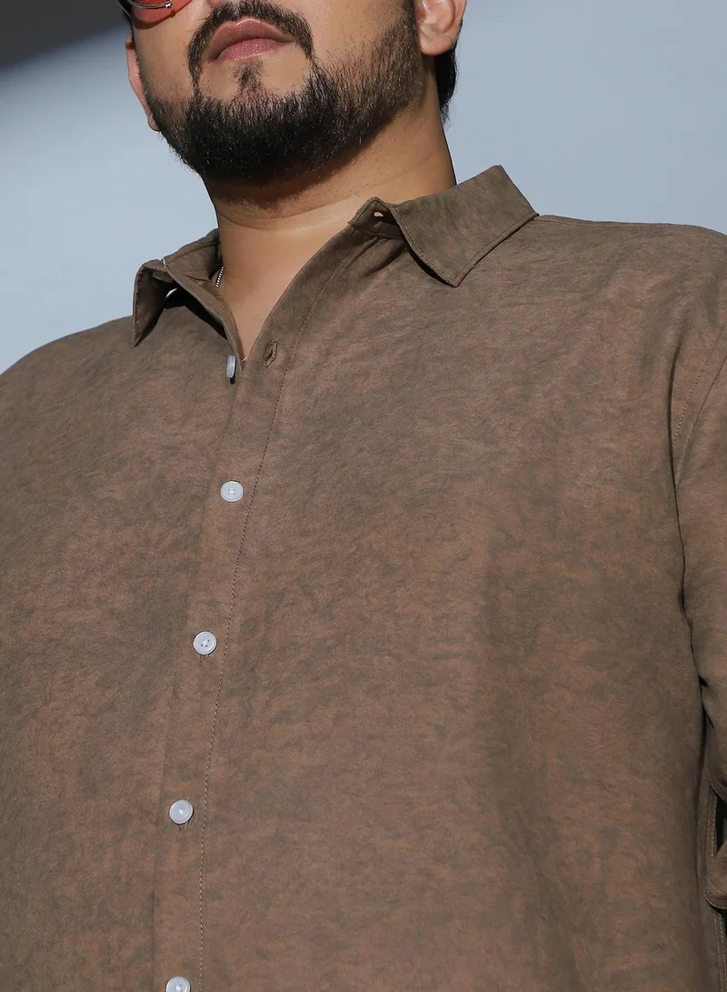 Instafab Plus Instafab Plus Men Mono-Fluid Imprint Shirt | Spread Collar , Long Cuffed Sleeve | Button Closure , Curved Hem | Abstract Print Woven Fabric For Casual & Daily Wear | Ash Brown