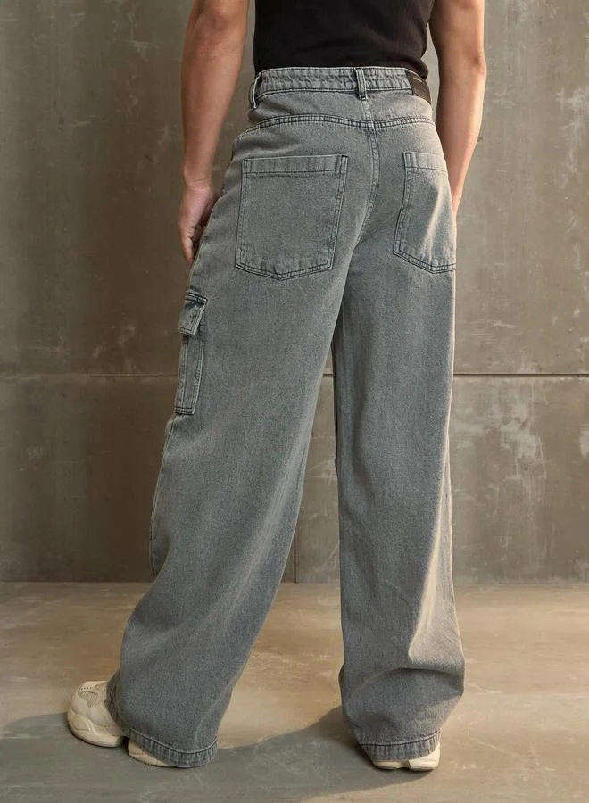 SASSAFRAS SASSAFRAS Mid Rise Wide Leg Cargo Jeans