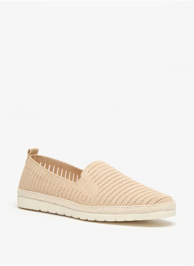 سيليست Women's Textured Slip-On Shoes