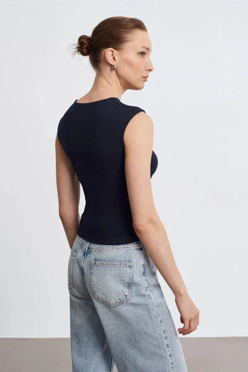 Dilvin Navy Blue DILVIN Sleeveless Ribbed Crew Neck Slim Fit T-Shirt for Women | Best Price UAE