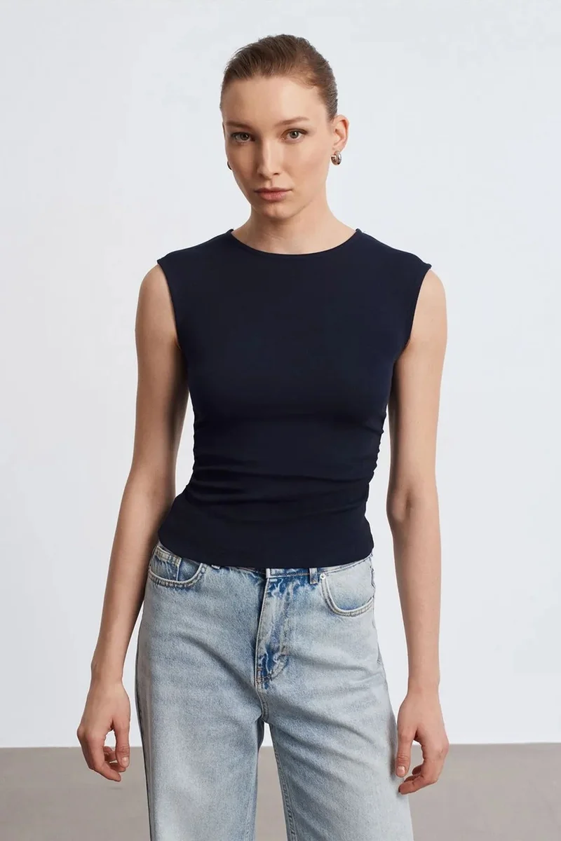 DILVIN Sleeveless Ribbed Crew Neck Slim Fit T-Shirt