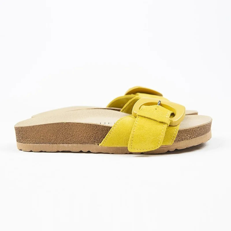 مانجيرو شبشب نسائي من الجلد الطبيعي الأصفر من مانيجيرو ألاندرا