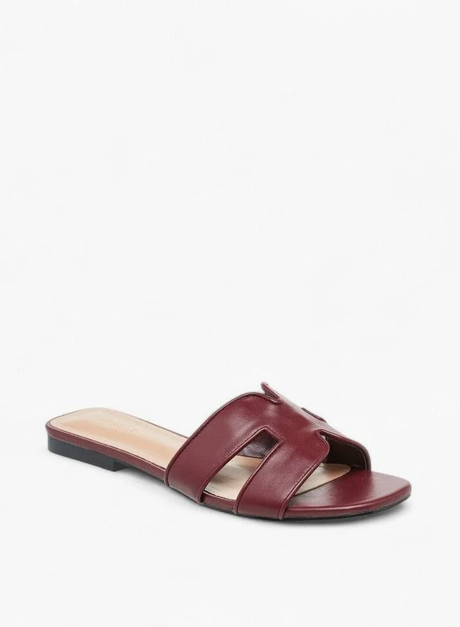 سيليست صنادل نسائية سهلة الارتداء بفتحات