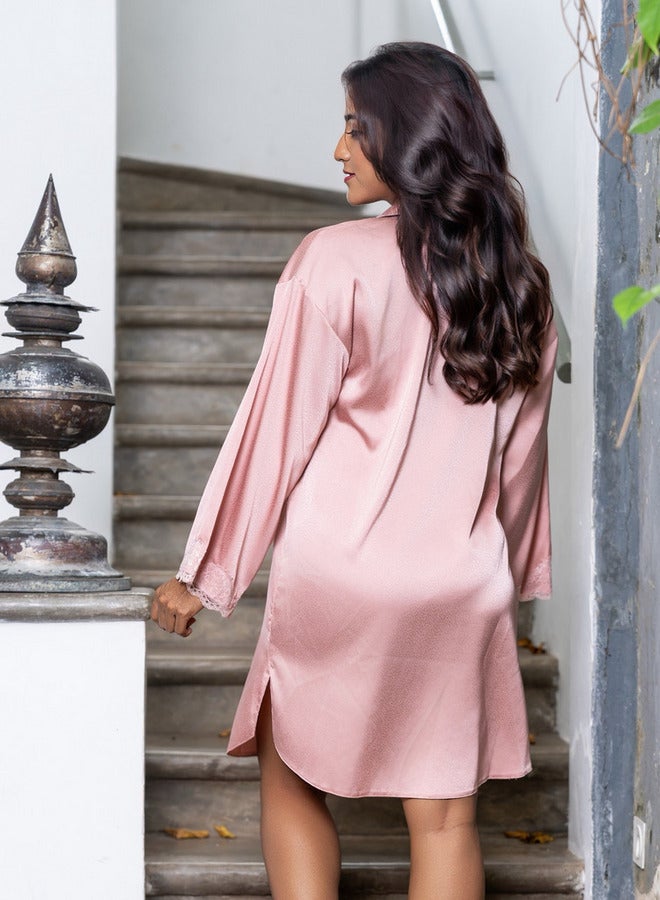 أدريا قميص نوم ليلي قصير بياقة شق - Image 2