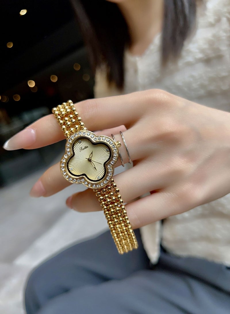 New Women's Watch Bracelet Watch, Women's Diamond Inlaid Flower Shaped Luxury Small Fragrance Style - Image 5