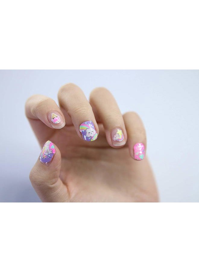 Hot Focus طقم أظافر يونيكورن - مجموعة طلاء أظافر للأطفال للفتيات من عمر 5 إلى 12 عامًا مع أكثر من 77 قطعة، طقم سبا، مجموعة تزيين الأظافر، تتلألأ في الظلام، ملصقات، وطلاء قائم على الماء - طقم أظافر للفتيات. - Image 4