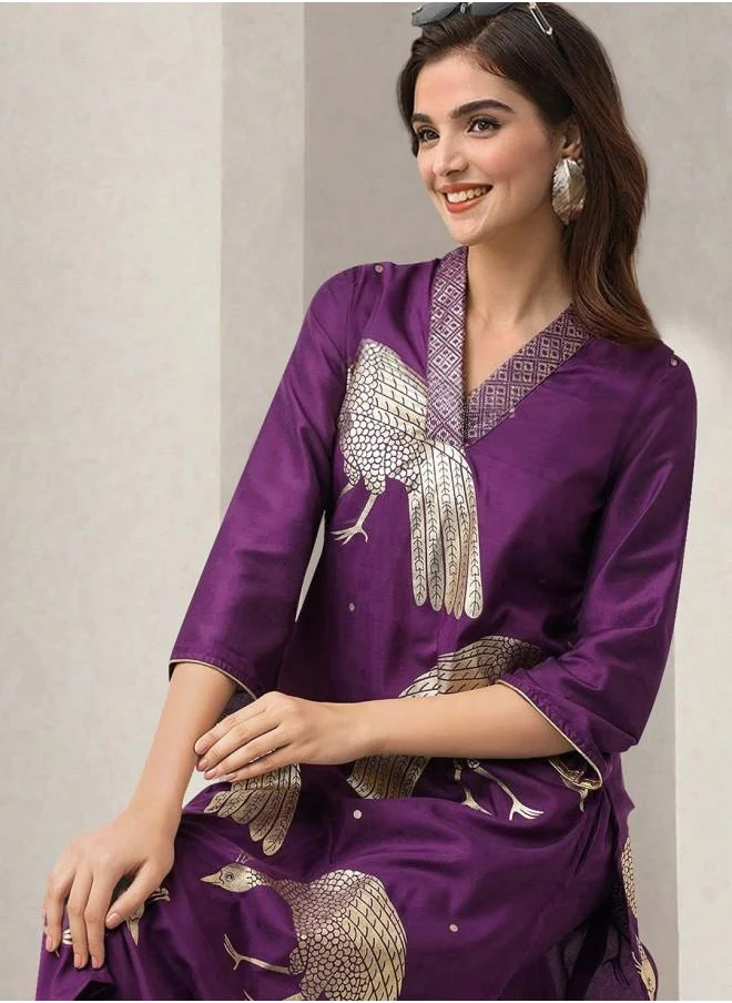 آي شين Embroidered Women Purple Polyester Kurta Set with Embroidered pattern Tunic and Palazzo features a Round neckline and Three-Fourth Sleeve secured with Elastic closure and styled in Straight Fit ideal for Festive moments — exude elegance in every glance.