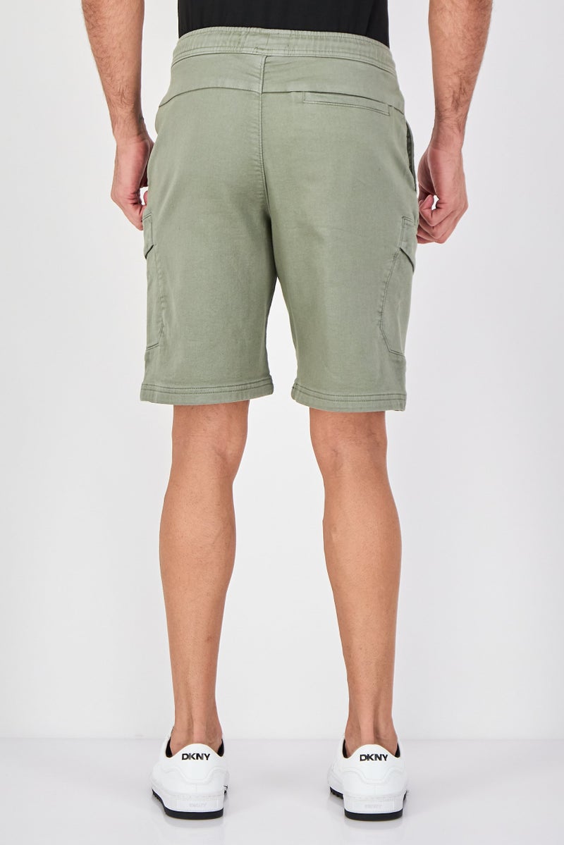 Celio Men Drawstring Plain Cargo Shorts, Olive - Image 4