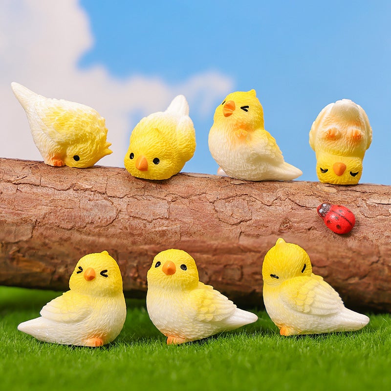 Mini Resin Parrot Figurine DIY Decoration Desktop Ornament - Image 1