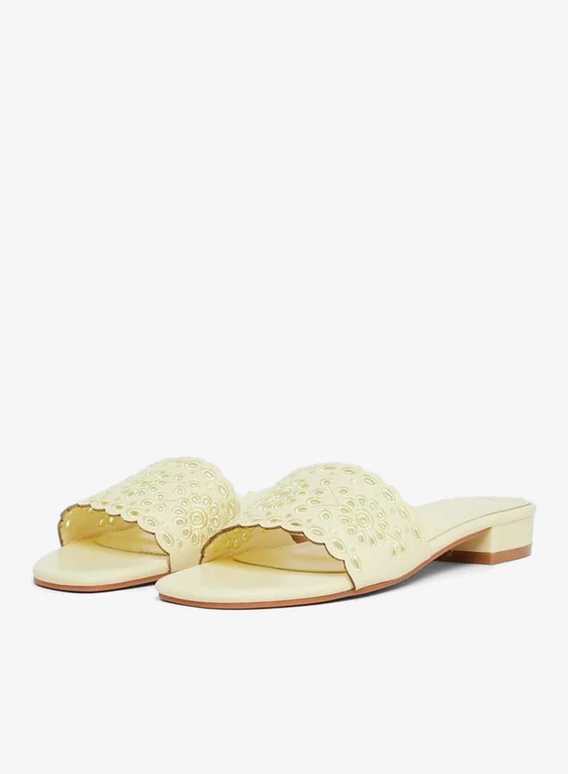 Styli Embroidered Strap Open Toe Sandals