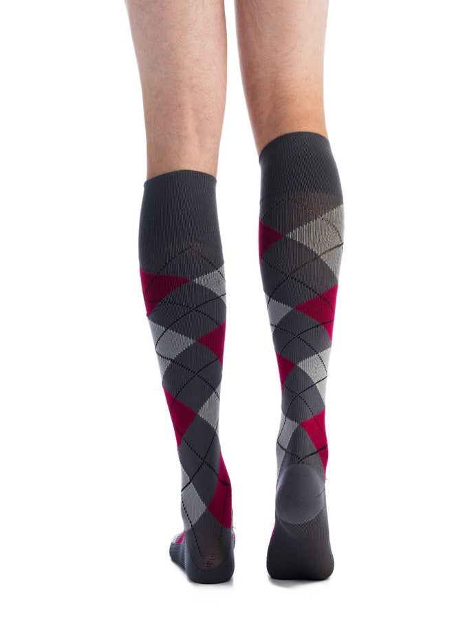 EvoNation Men & Women Knee High 15-20 mmHg Graduated Compression Argyle Socks – Moderate Pressure Compression Garment - Image 3