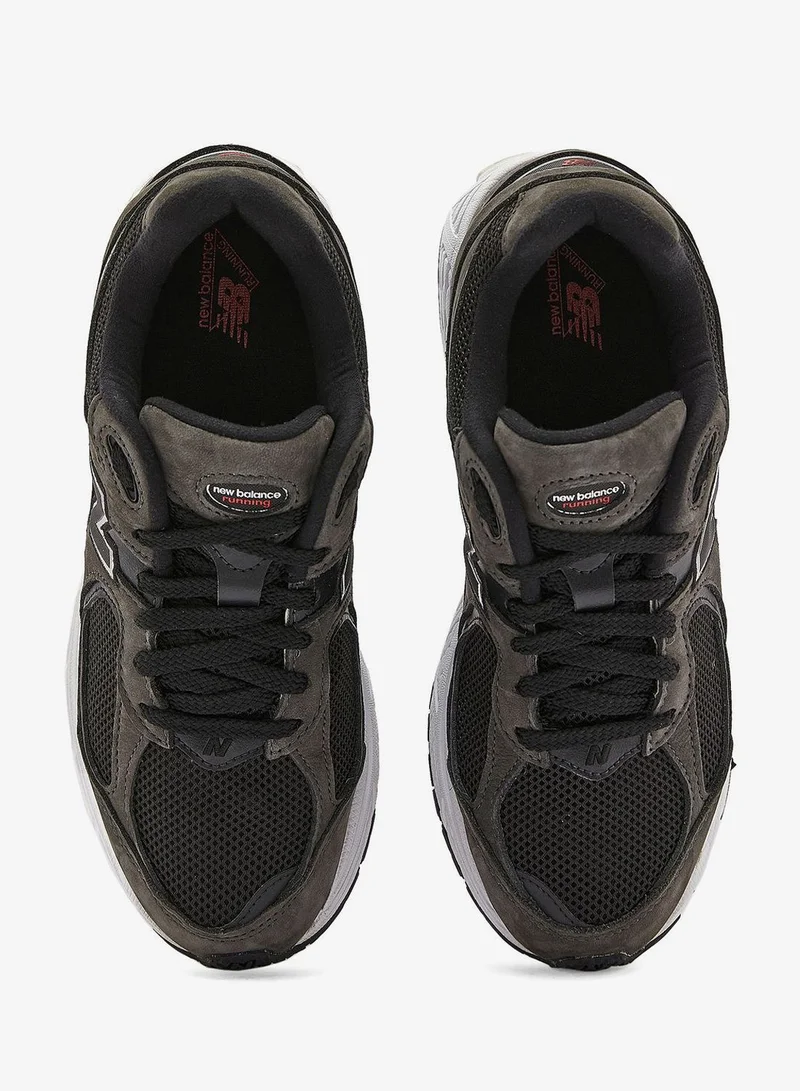 نيو بالانس حذاء 2002