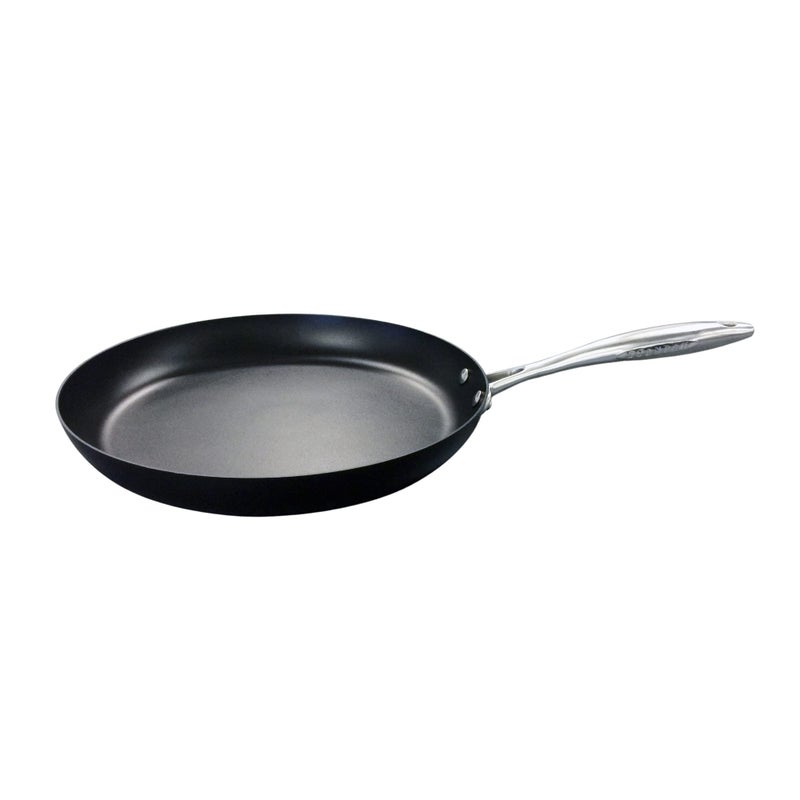 SCANPAN Professional 125 Fry Pan  EasytoUse Nonstick Cookware  Dishwasher Metal Utensil  Oven Safe  Made in Denmark