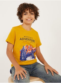 Graphic Print Round Neck T-Shirt