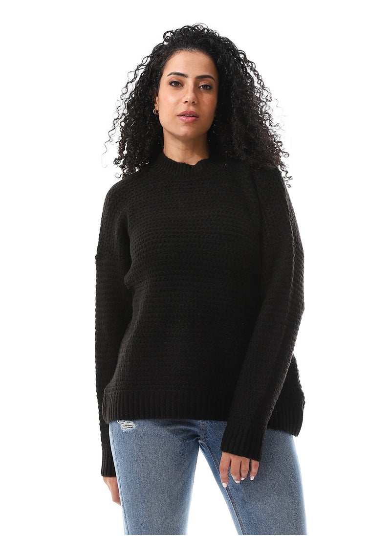 Andora Crew Neck Long Sleeves Knitted Pullover_ Black  - Image 2
