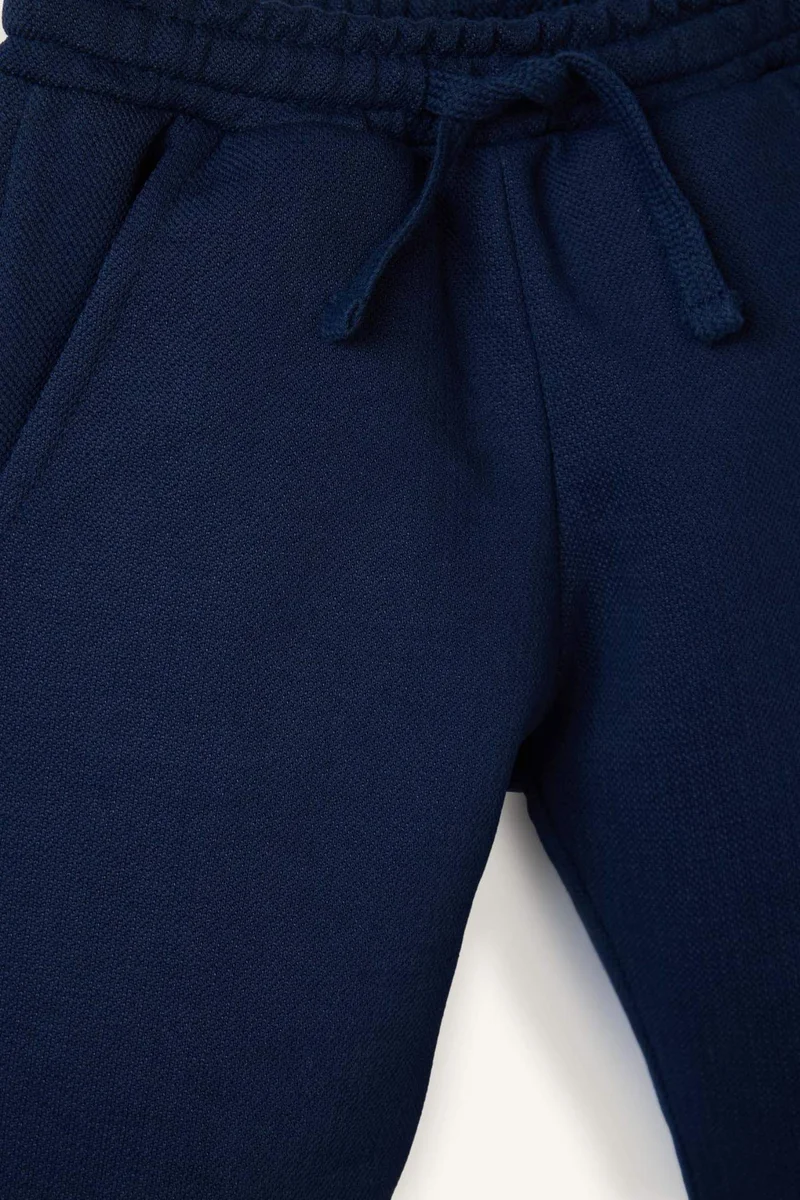 DeFacto Regular Fit Elastic Band Trousers