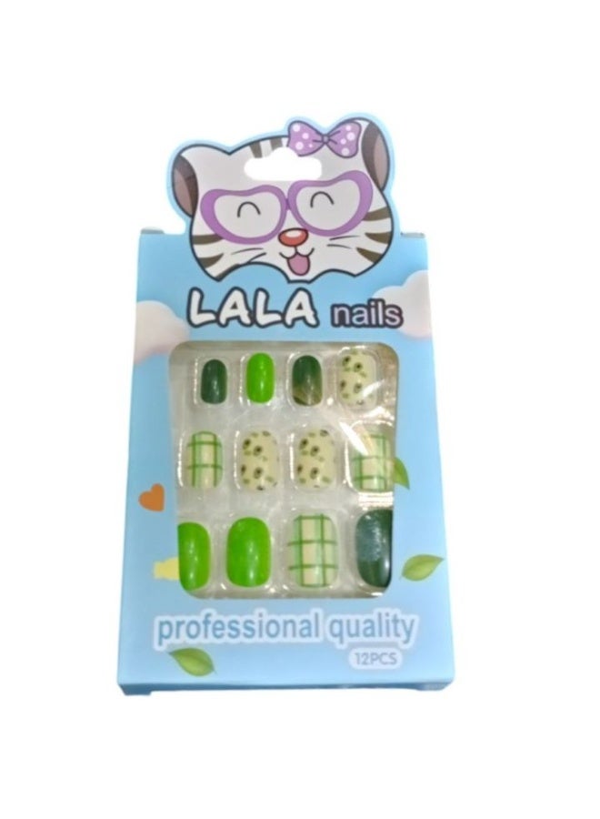 Cute and stylish fake nails designed for kids and young girls. Full cover with pre-glued design for easy application and comfortable wear. Adds a refreshing and lovely touch to your child’s look — perfect for daily use or as a lovely gift for little girls - Image 1