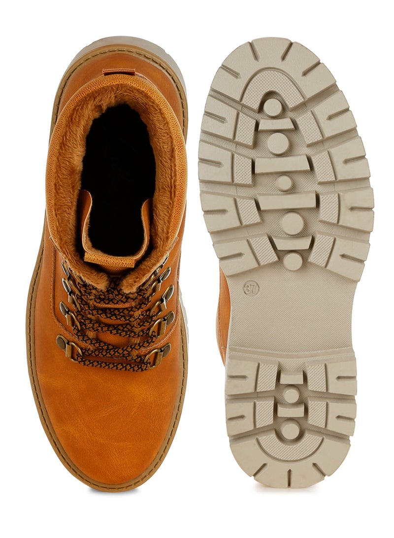 لندن راج أحذية الكاحل الدافئة ذات الكعب العريض برباط من لندن راغ للنساء باللون البني الفاتح - Image 4