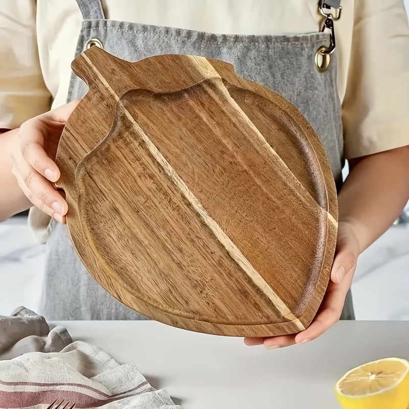 صينية تقديم بتصميم الفراولة من الخشب الصلب للمقبلات والخبز والجبن - Image 1