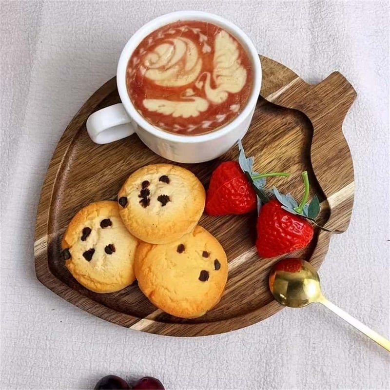 صينية تقديم بتصميم الفراولة من الخشب الصلب للمقبلات والخبز والجبن - Image 4