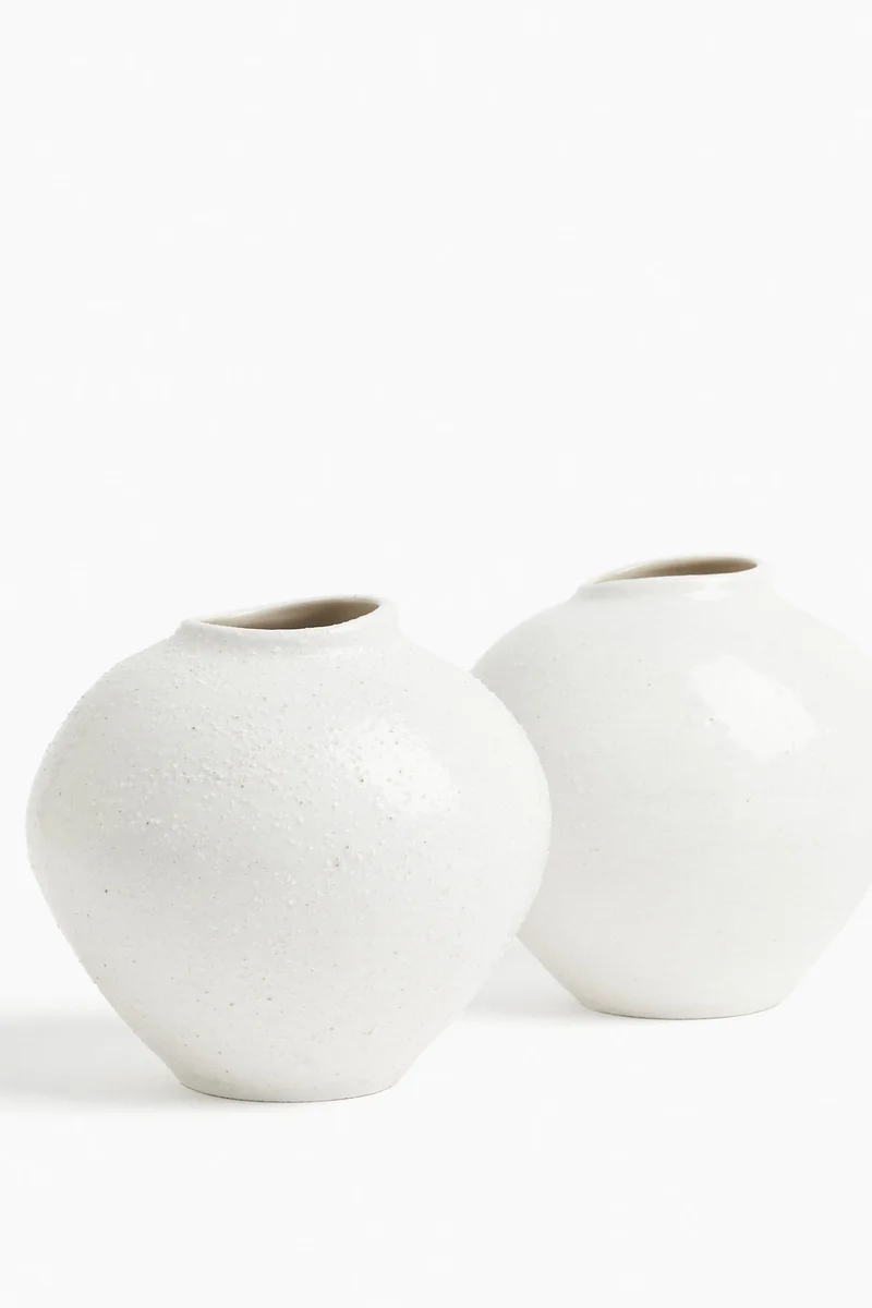 H&M Irregular stoneware vase