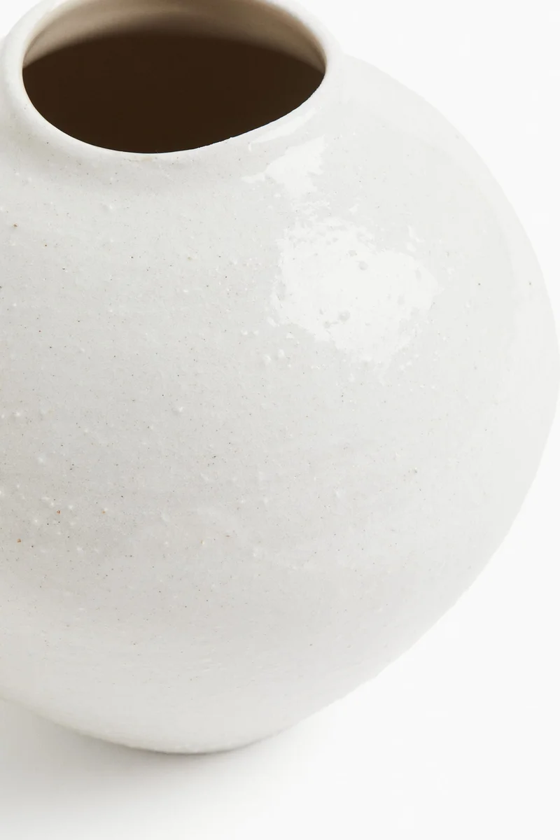 H&M Irregular stoneware vase