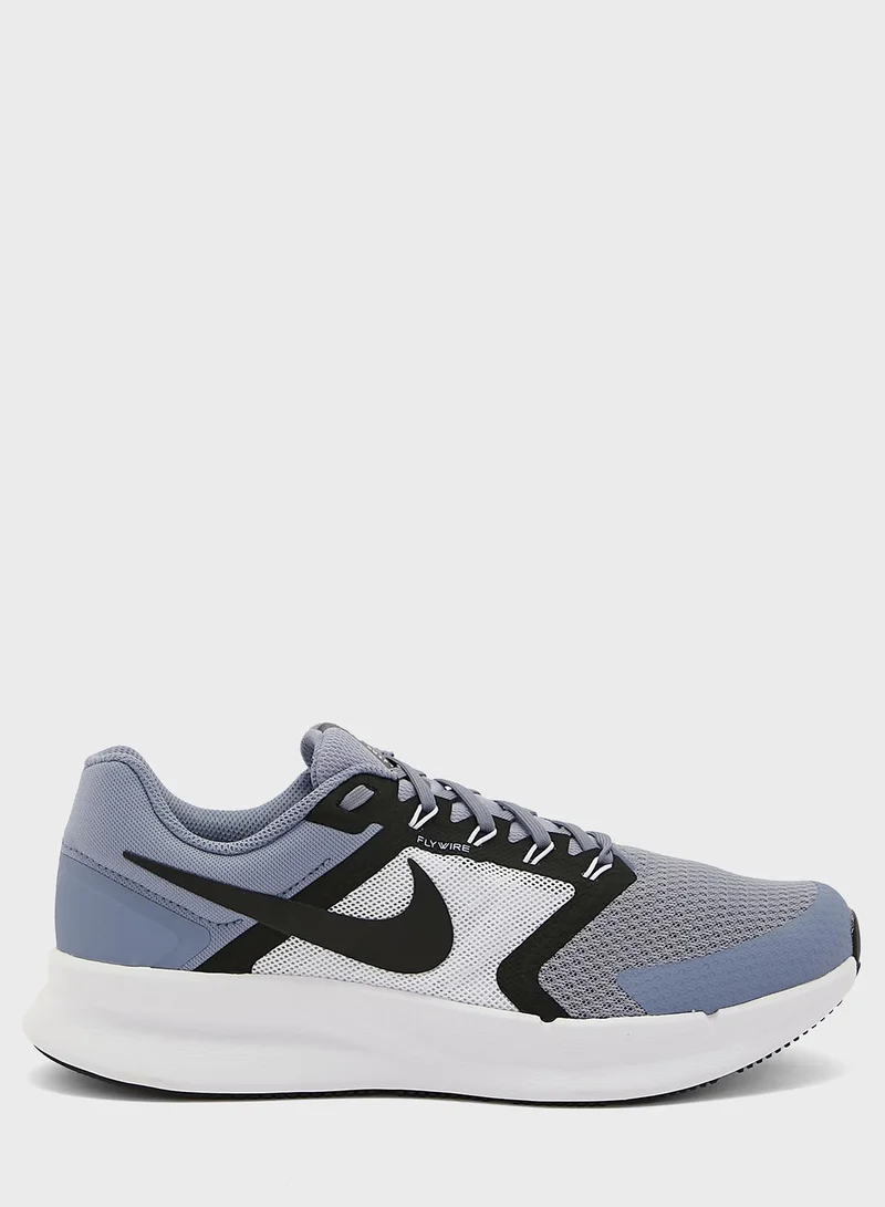 Nike Run Swift 3