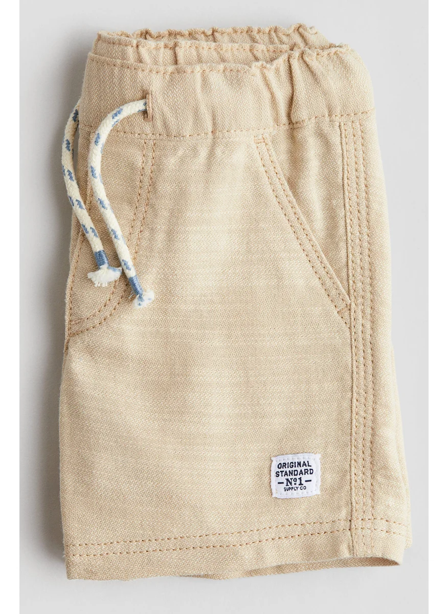 اتش اند ام Twill Shorts