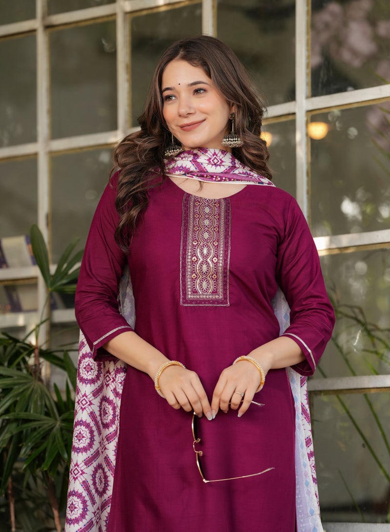 Women's Viscose Rayon Embroidery Straight Kurta with Pant and Dupatta Set.  - Image 4