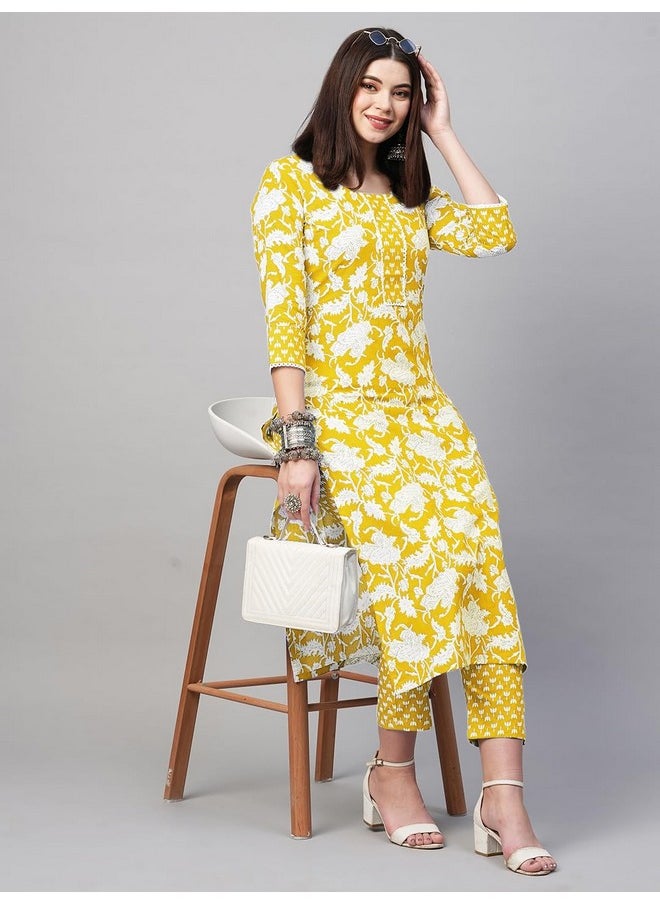 آني ديزاينر - قميص كورتا نسائي مستقيم مطبوع من مزيج القطن مع بنطلون من ANNI DESIGNER (Pustak Yellow_XL_Begani_X-Large) - Image 1