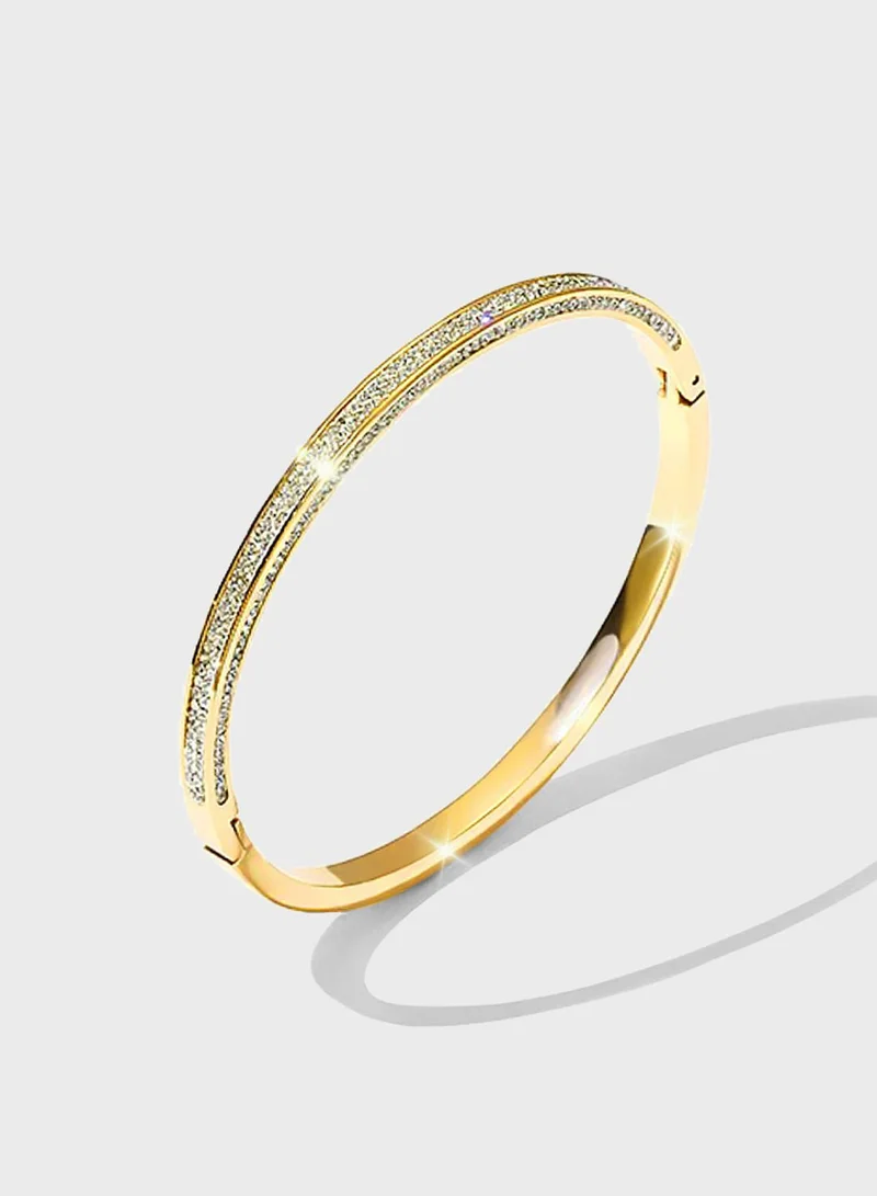 celovis Marilyn Encircling Band Of Zirconia Bangle
