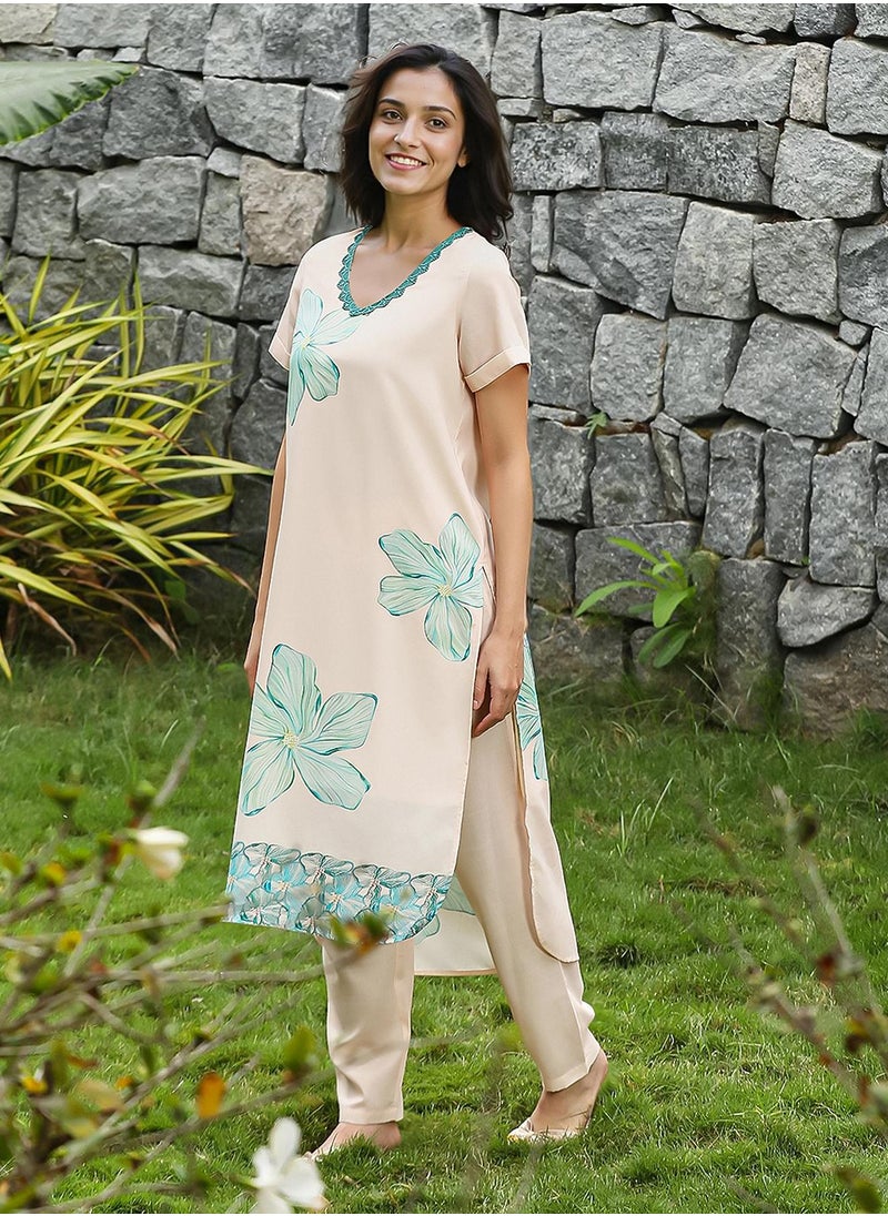  قصة Women's Soft Pink & Seagreen Chantilly Bloom Kurta Set  - Image 3