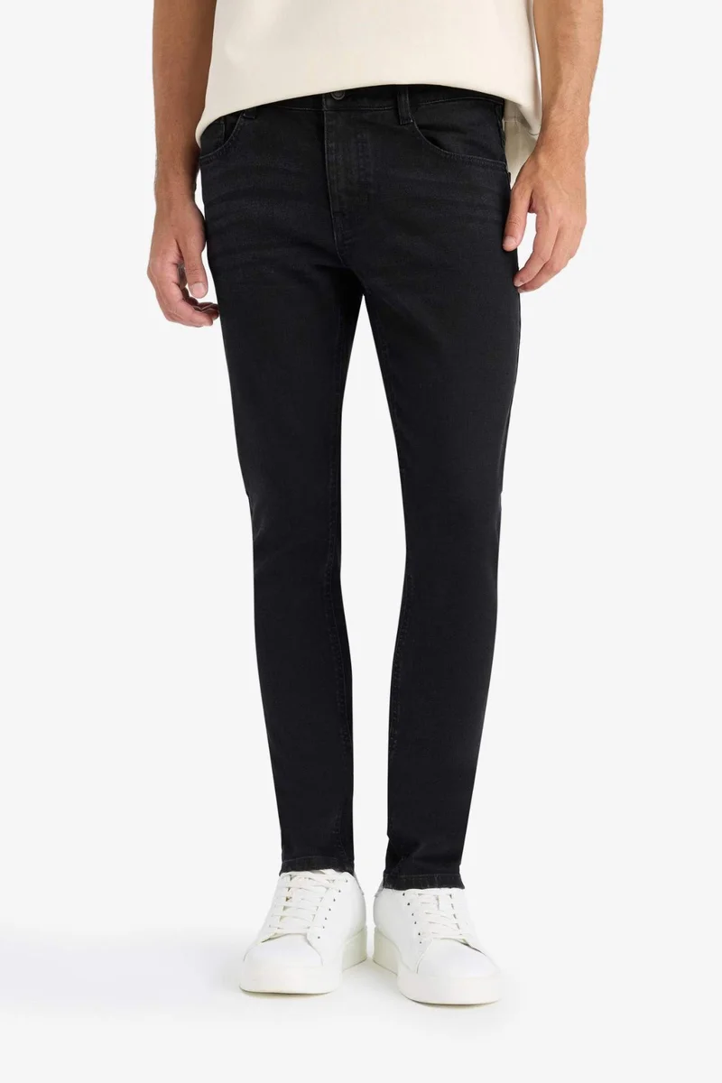 Defacto  Carlo Skinny Fit Regular Waist Skinny Leg Jeans for Men | Best Price UAE