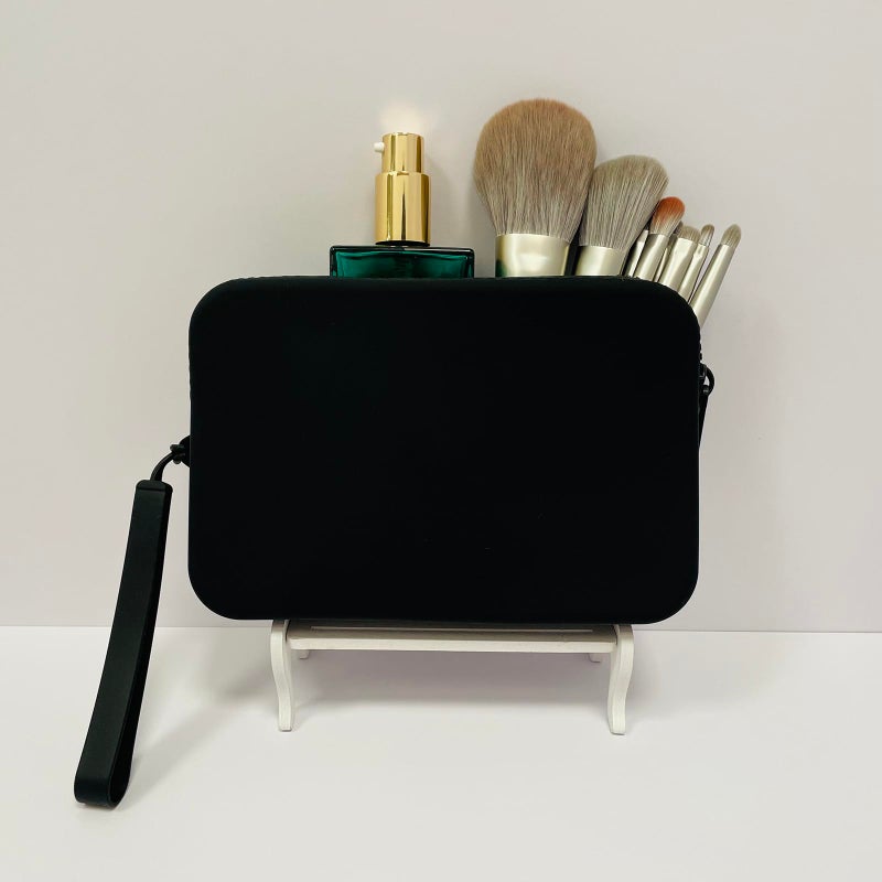 WHHJM Large Silicone Multifunctional Essential Bag Portable Travel Makeup Bag for Women Men Cards Cash Bag Zipper Pouch (Black) - Image 4
