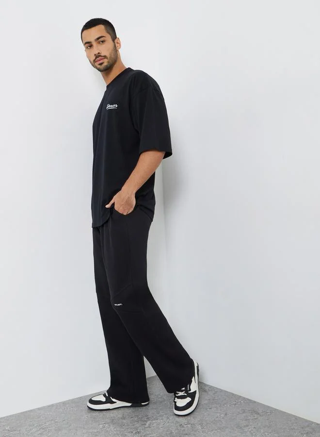 Styli Men Black Waffle Oversize Joggers
