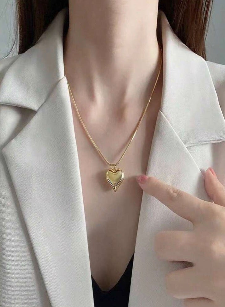 Casual collection Elegant & High Quality Stainless Steel Gold Plated Necklace For Women - Image 1