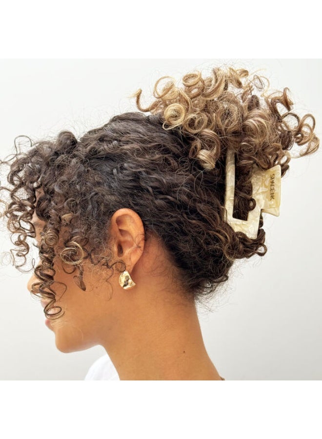 Space NK Claw Clip - Image 3