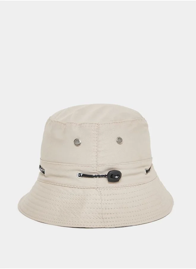 Styli Eyelet Drawcord Bucket Hat