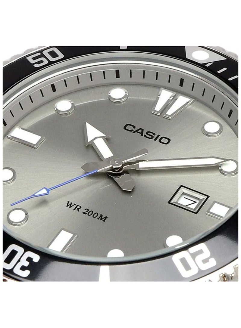 Casio Watch: Silver MDV-107D-8AVDF - Image 2